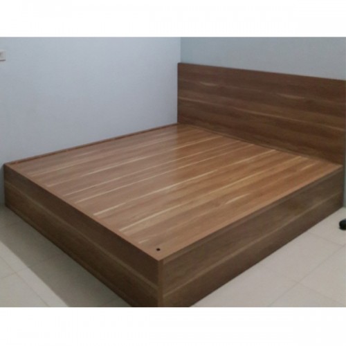 Giường ngủ 1m80 gỗ công nghiệp GNCN19